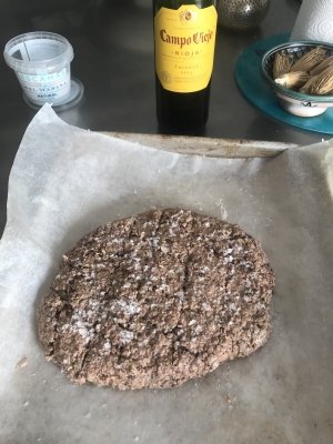 Red wine bread