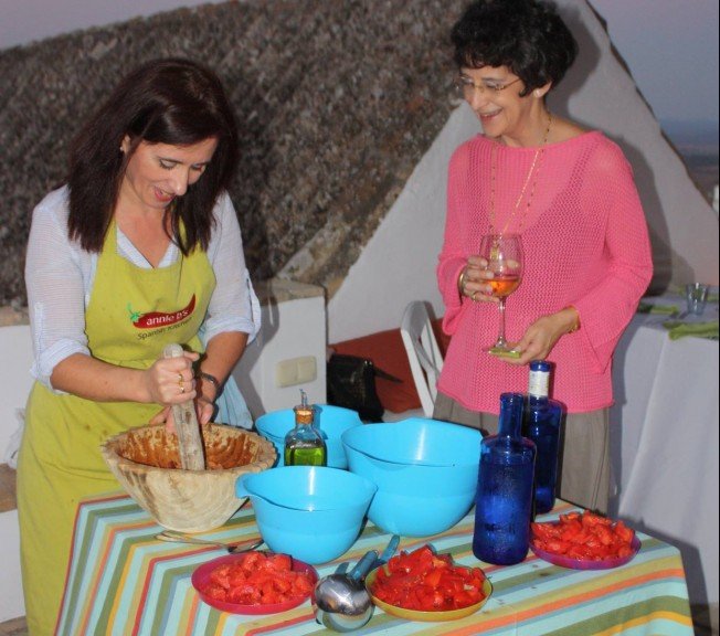 making gazpacho, vejer de la frontera