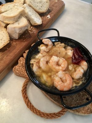 spanish garlic prawns