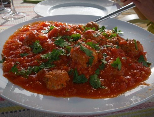 meatballs in tomato sauce
